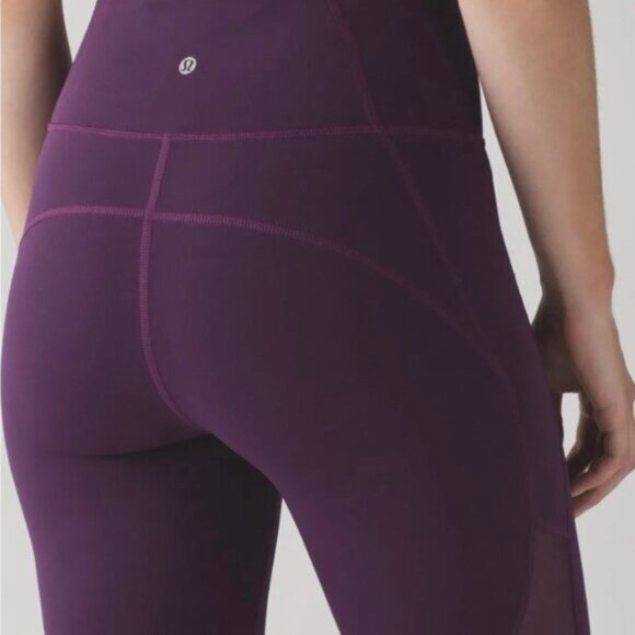 Lululemon  * HOT LIKE AGNI  Tight leggings Mesh EUC  Darkest Magenta Purple  8 - Picture 3 of 14